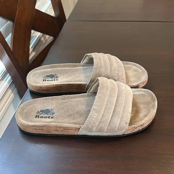 Roots Suede Quilted Slide Sandals Taupe Women Size 9 - Picture 12 of 13